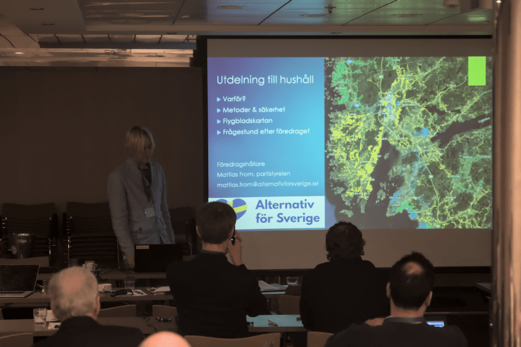 Mattias From föreläser om flygbladsutdelningar